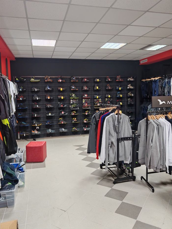 Safety footwear wall in the Majstoralata showroom